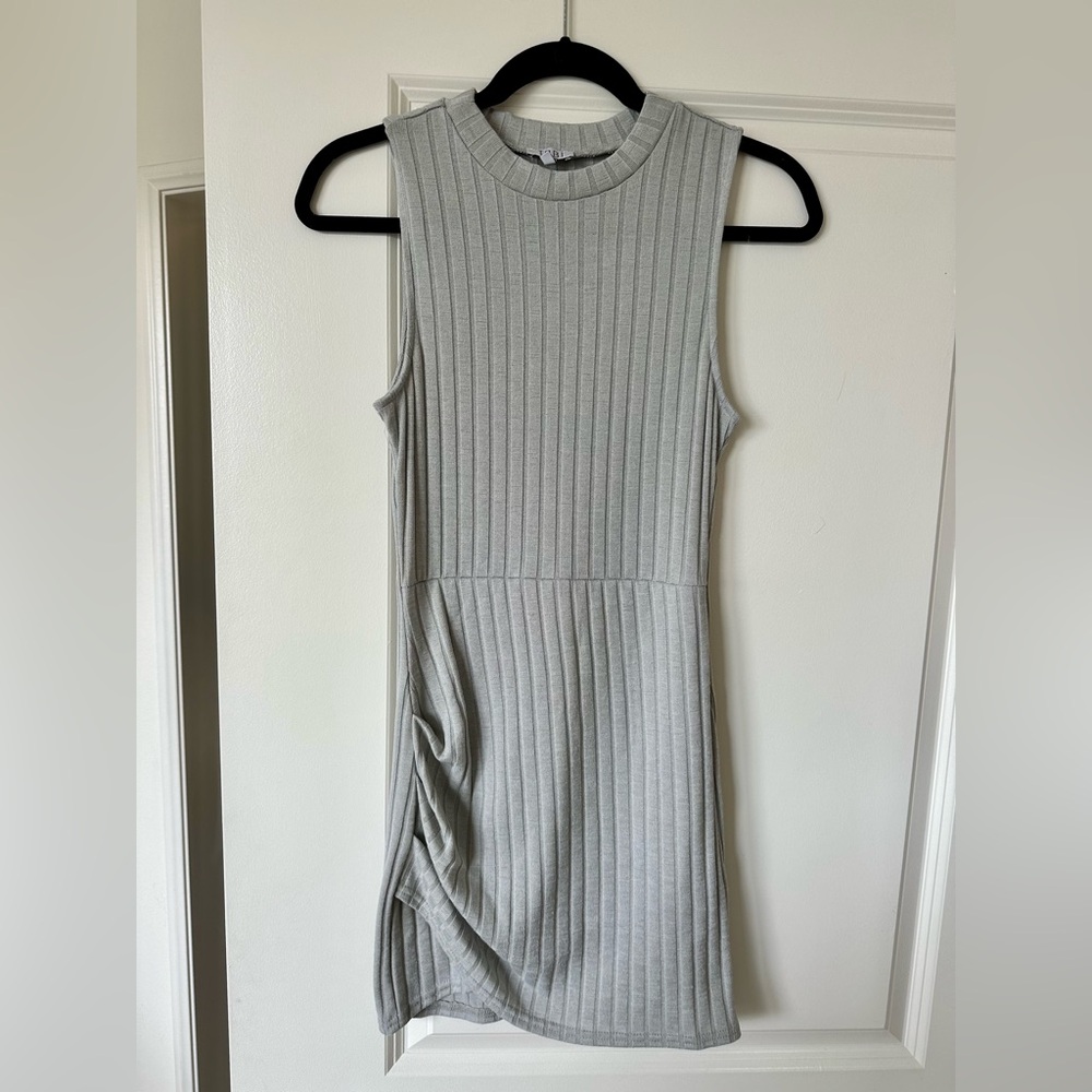 Tobi Sleeveless Gray Ribbed Dress Size Small